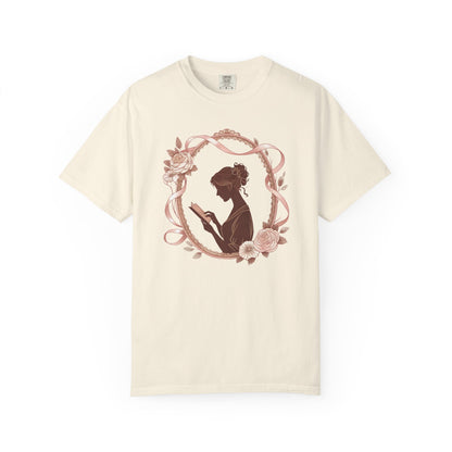 The Bibliophile’s Cameo. A Vintage Graphic T-shirt.
